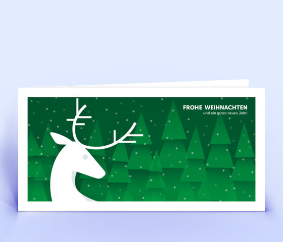 Dunkelgrüne Weihnachtskarte mit Hirsch vor verschneitem Wald 3772